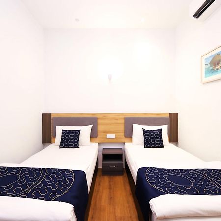 Agape Hotel Selayang Cuevas de Batu Exterior foto