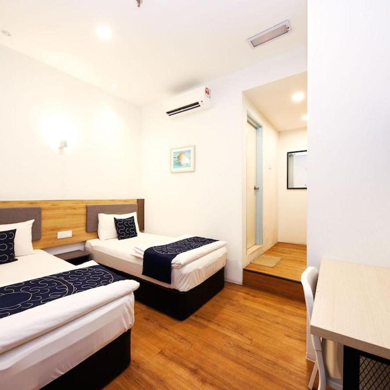 Agape Hotel Selayang Cuevas de Batu Exterior foto