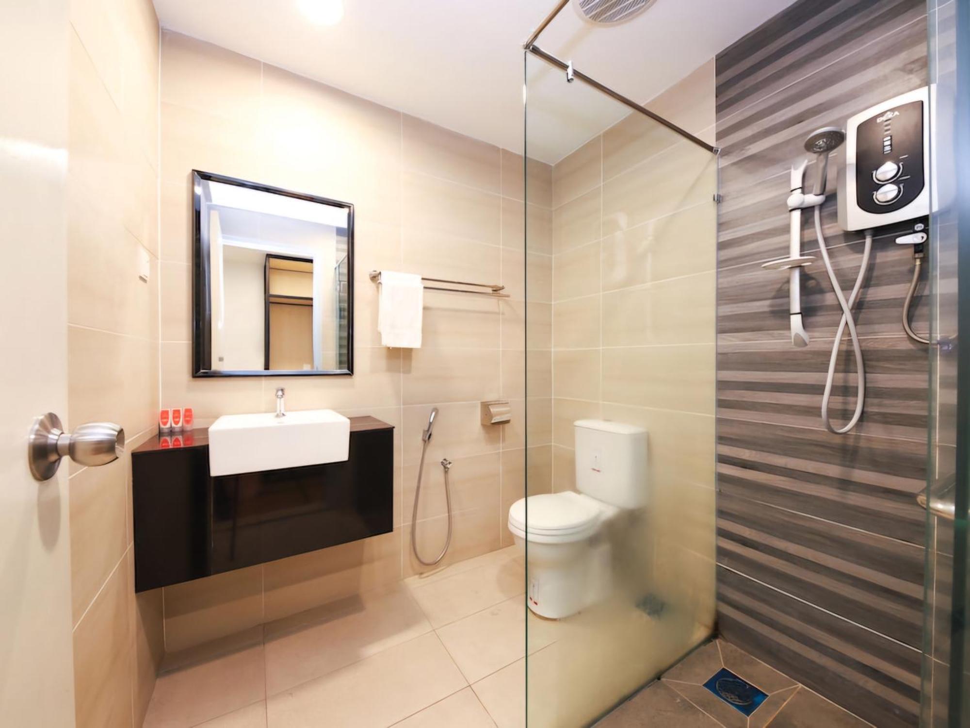 Agape Hotel Selayang Cuevas de Batu Exterior foto